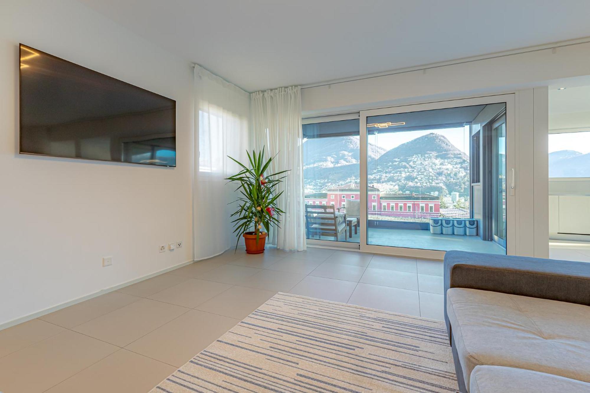 Imperial Of Lugano 3 With A Lake View Behind The Station And 10 Min From The Lake Of Lugano Kültér fotó